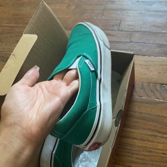 Green slip on vans size 5 men 6.5 women - Picture 6 of 8